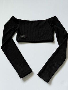Tiger Friday Black Ribbed Off-Shoulder Crop Top Child Small